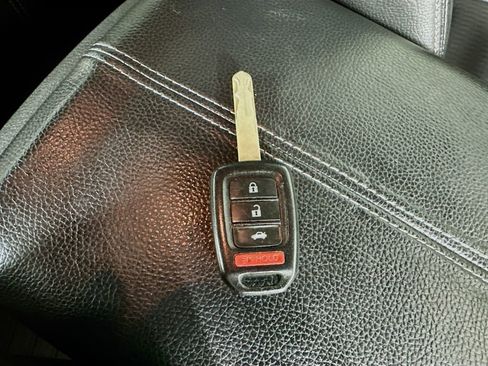 Used 2016 Honda Accord Sport image 35