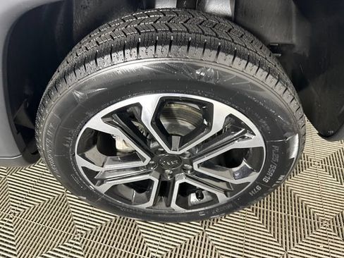 Used 2022 Jeep Compass Limited AWD/4WD image 31