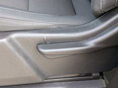 Used 2020 Chevrolet Silverado 1500 Custom w/ Custom Value Package image 20