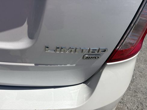 Used 2013 Ford Edge Limited AWD/4WD image 8