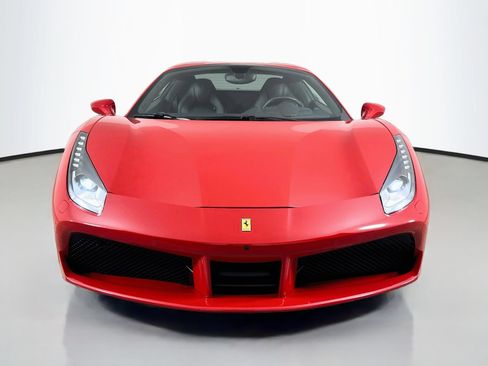 Used 2018 Ferrari 488 Spider RWD image 2