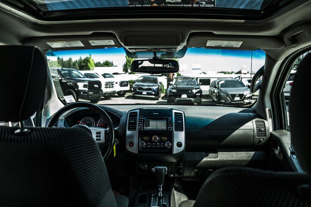 Used 2019 Nissan Frontier PRO-4X AWD/4WD image 34