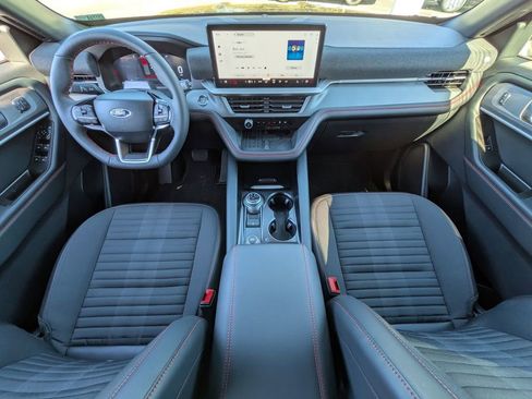 Used 2025 Ford Explorer ST-Line w/ Premium Package image 27