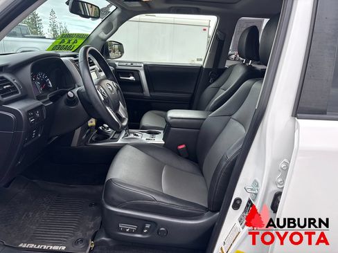 Used 2019 Toyota 4Runner SR5 Premium AWD/4WD image 18