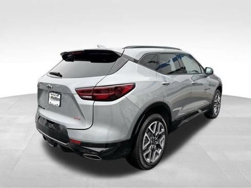 Used 2024 Chevrolet Blazer RS w/ Enhanced Convenience Package image 11
