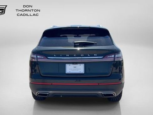 Used 2022 Lincoln Nautilus Reserve AWD/4WD image 4