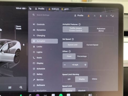Used 2025 Tesla Model Y Long Range image 34
