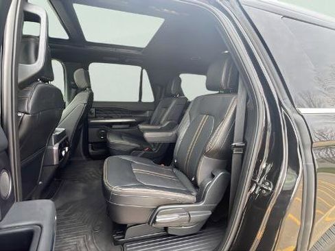 Certified 2024 Ford Expedition Max Platinum image 17