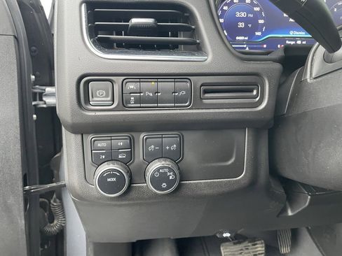 Used 2022 Chevrolet Tahoe LT image 13