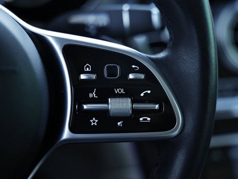 Used 2022 Mercedes-Benz GLC 300 4MATIC image 33