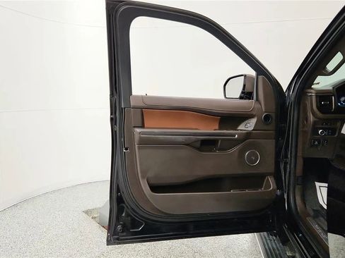 Used 2022 Ford Expedition Max King Ranch image 39