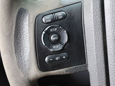 Used 2011 Ford F350 XLT w/ Snow Plow Prep Pkg AWD/4WD image 24