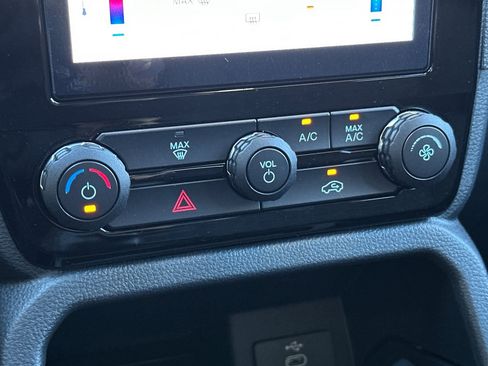 New 2025 Ford Ranger XLT w/ Black Appearance Package image 19