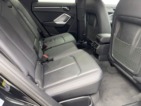 Used 2025 Audi Q3 2.0T Premium image 40