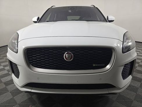 Used 2020 Jaguar E-PACE R-Dynamic SE image 3