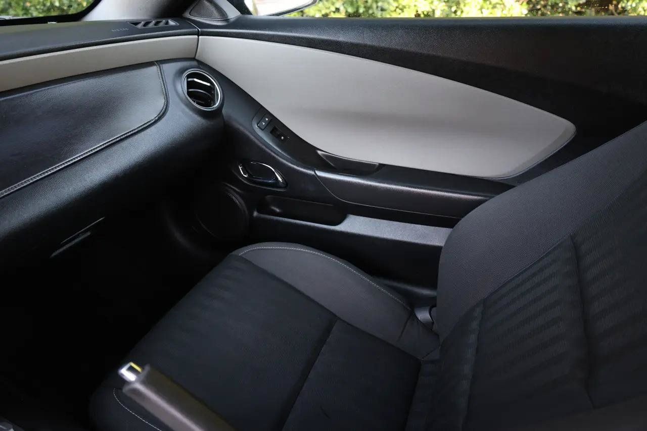 Used 2013 Chevrolet Camaro LS RWD image 13
