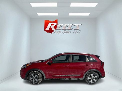 Used 2018 Kia Niro LX image 26