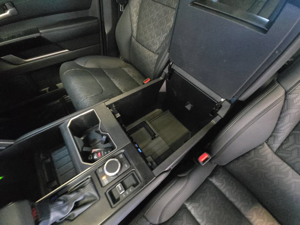 Used 2024 Toyota Tundra Limited w/ TRD Off-Road Package AWD/4WD image 27