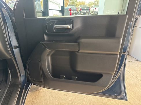 Used 2020 Chevrolet Silverado 2500 Custom w/ Custom Value Package image 27