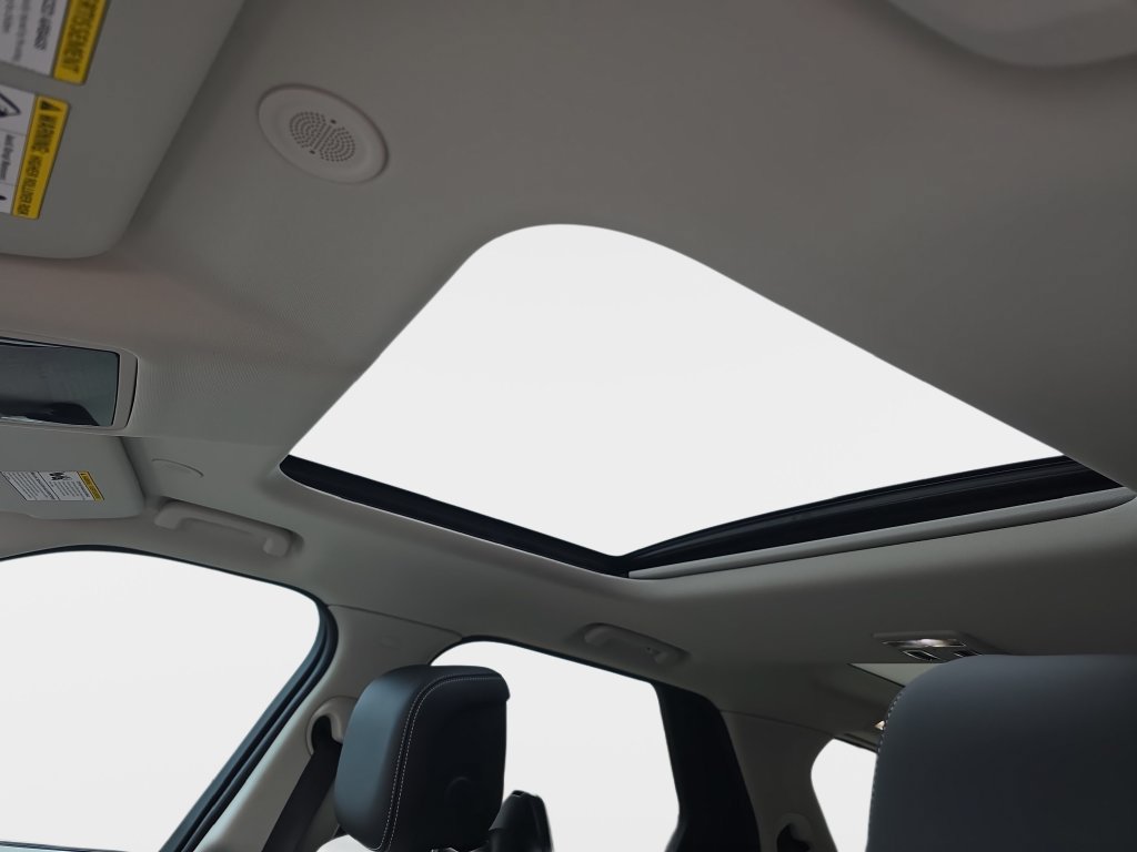 New 2026 Land Rover Discovery S AWD/4WD image 20