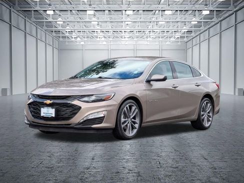 Used 2025 Chevrolet Malibu LT image 9