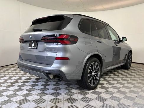 Used 2024 BMW X5 xDrive40i w/ M Sport Package AWD/4WD image 7