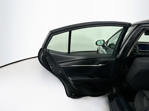 Used 2025 Toyota Camry LE image 34
