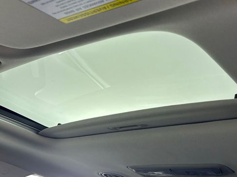 Used 2023 Kia Telluride S w/ S Sunroof Package image 34