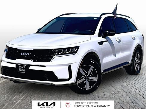 Certified 2023 Kia Sorento S FWD image 1