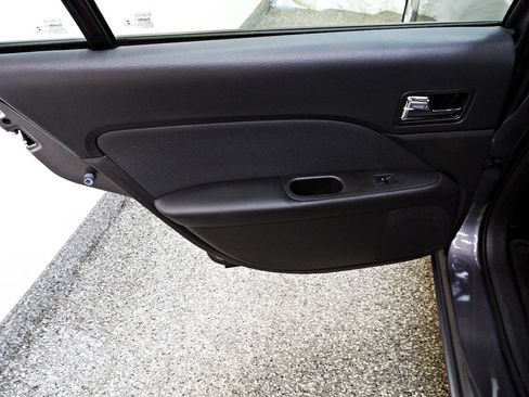 Used 2012 Ford Fusion SE FWD image 9