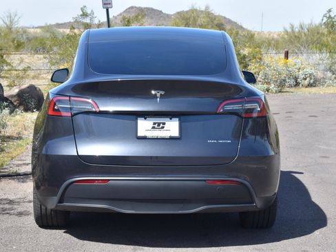 Used 2024 Tesla Model Y Long Range image 4