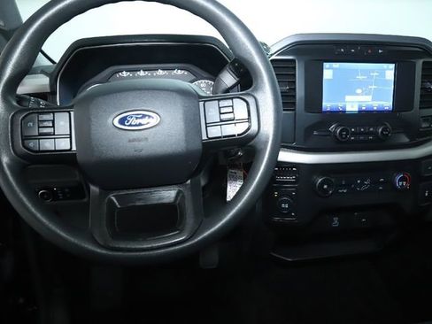 Used 2021 Ford F150 XLT image 39