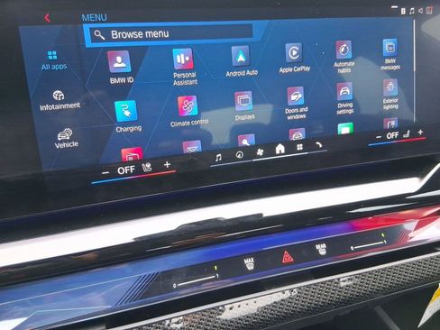 Used 2025 BMW M5 w/ Executive Package image 22