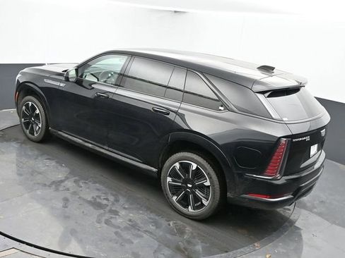 New 2025 Cadillac Escalade IQ Sport 2 image 38