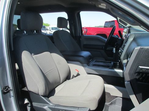 Used 2020 Ford F150 XLT w/ Equipment Group 302A Luxury AWD/4WD image 23