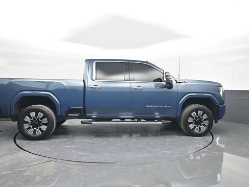 Used 2024 GMC Sierra 2500 Denali w/ Denali Reserve Package image 9