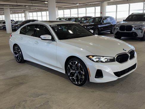 Certified 2025 BMW 330i Sedan image 1