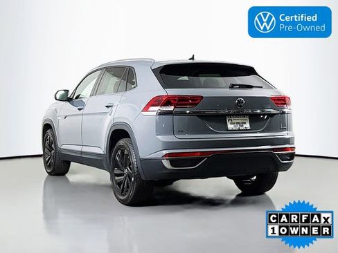 Certified 2023 Volkswagen Atlas Cross Sport SE w/ Panoramic Sunroof Package image 5