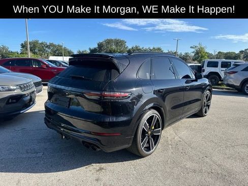 Used 2021 Porsche Cayenne Turbo S AWD/4WD image 5