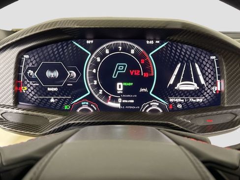 Used 2026 Lamborghini Revuelto AWD/4WD image 11