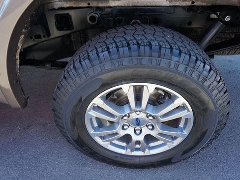 Used 2018 Ford F150 Lariat image 13