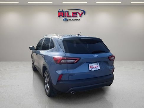 Used 2025 Ford Escape ST-Line Select AWD/4WD image 3