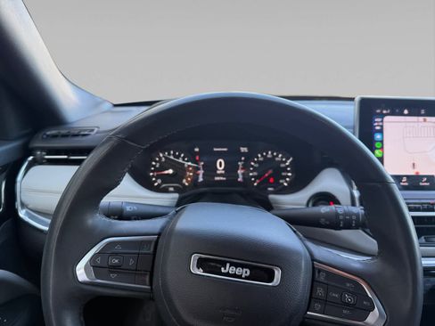 Used 2023 Jeep Compass Limited AWD/4WD image 14
