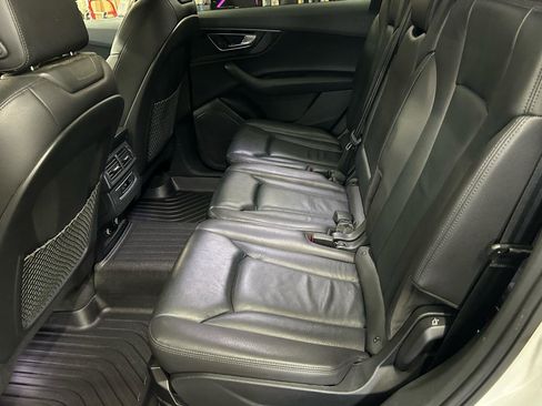 Used 2018 Audi Q7 3.0T Premium image 22