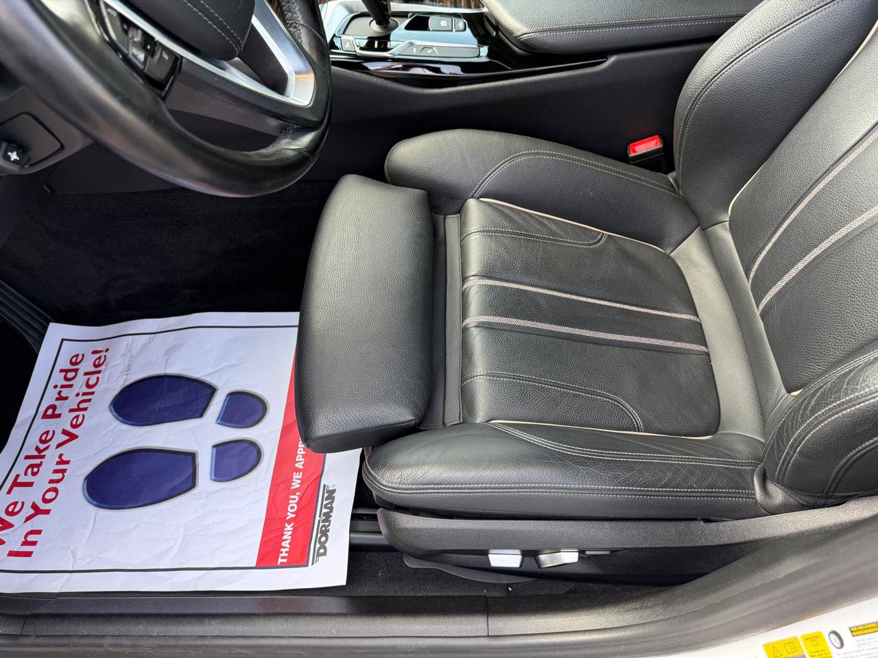 Used 2019 BMW 530e w/ Convenience Package RWD image 15