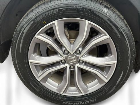 Used 2020 Honda CR-V Touring image 11