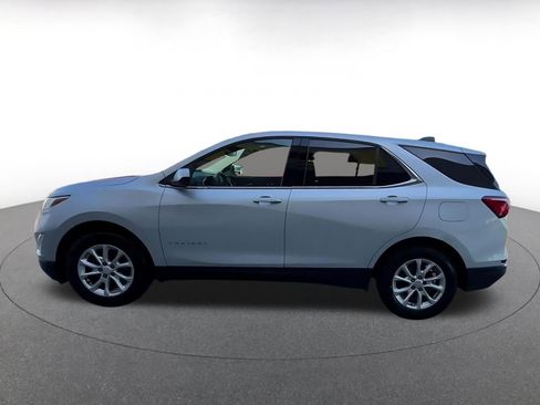 Used 2020 Chevrolet Equinox LT w/ Driver Convenience Package FWD image 9