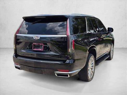 Used 2021 Cadillac Escalade Premium Luxury RWD image 5