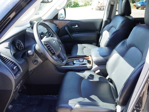 Used 2023 Nissan Armada SL AWD/4WD image 16