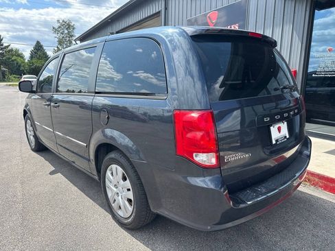 Used 2014 Dodge Grand Caravan American Value Package FWD image 3